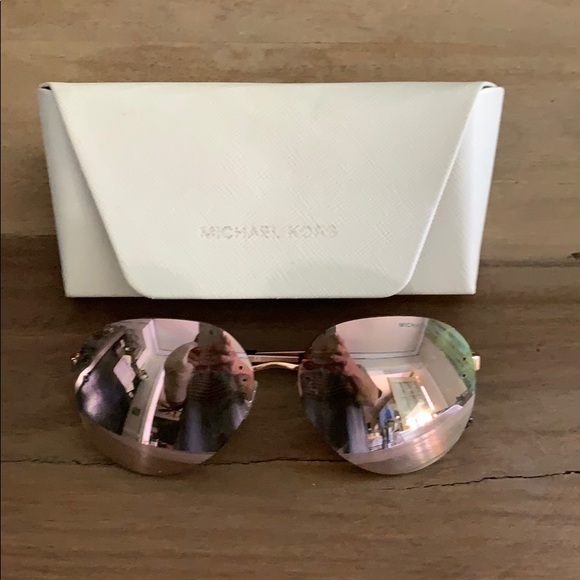 Michael Kors new sunglasses - Picture 1 of 1